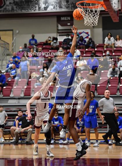 Thumbnail 1 in Morrilton vs. Monticello (AAA 4A State Round Two) photogallery.