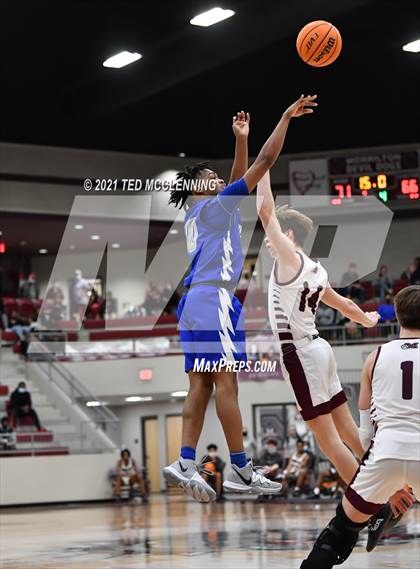 Thumbnail 2 in Morrilton vs. Monticello (AAA 4A State Round Two) photogallery.