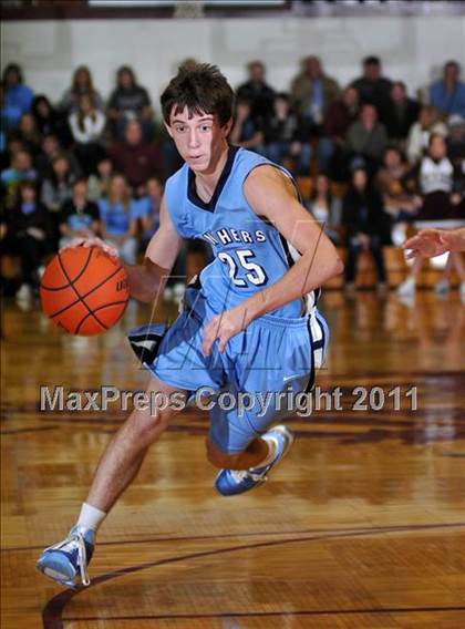 Thumbnail 1 in Sesser-Valier vs. Pinckneyville (Benton Invitational Tournament) photogallery.