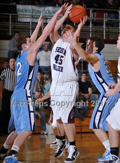 Thumbnail 2 in Sesser-Valier vs. Pinckneyville (Benton Invitational Tournament) photogallery.