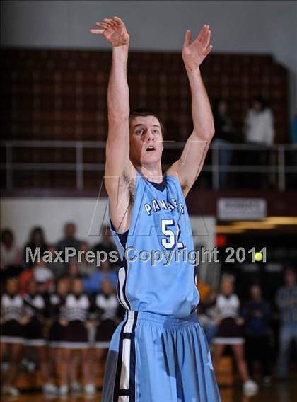 Thumbnail 1 in Sesser-Valier vs. Pinckneyville (Benton Invitational Tournament) photogallery.