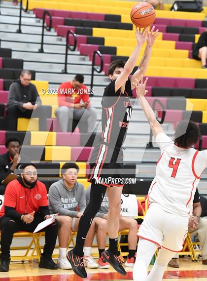 Thumbnail 2 in Harvard-Westlake vs. Ironwood (Hoophall West) photogallery.