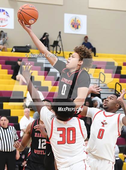 Thumbnail 2 in Harvard-Westlake vs. Ironwood (Hoophall West) photogallery.