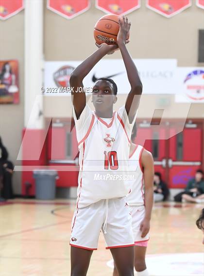 Thumbnail 3 in Harvard-Westlake vs. Ironwood (Hoophall West) photogallery.