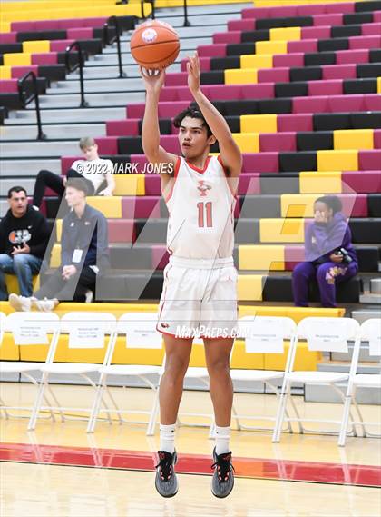 Thumbnail 2 in Harvard-Westlake vs. Ironwood (Hoophall West) photogallery.