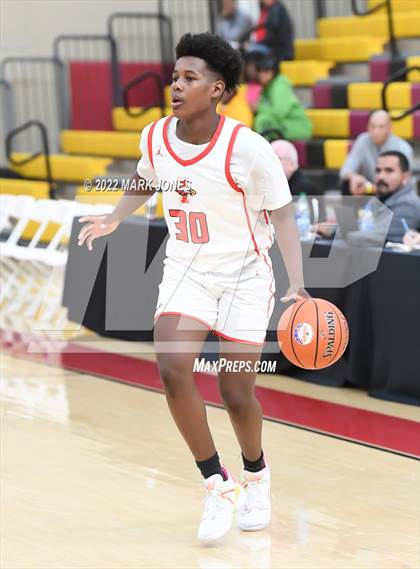 Thumbnail 3 in Harvard-Westlake vs. Ironwood (Hoophall West) photogallery.