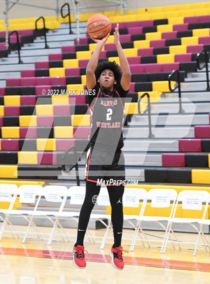 Thumbnail 1 in Harvard-Westlake vs. Ironwood (Hoophall West) photogallery.