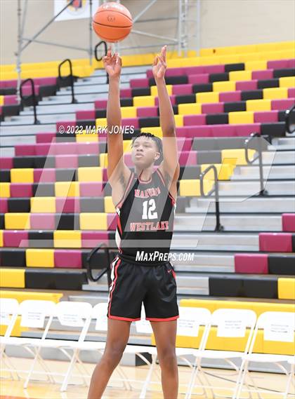Thumbnail 3 in Harvard-Westlake vs. Ironwood (Hoophall West) photogallery.