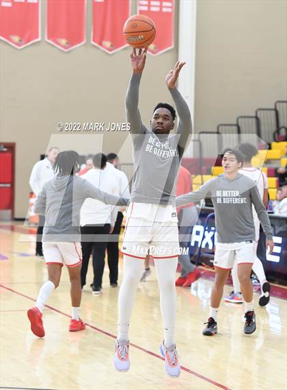 Thumbnail 2 in Harvard-Westlake vs. Ironwood (Hoophall West) photogallery.