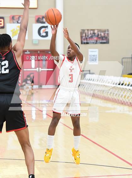 Thumbnail 1 in Harvard-Westlake vs. Ironwood (Hoophall West) photogallery.