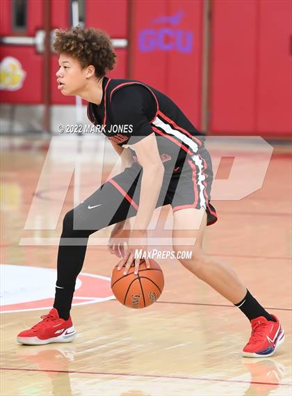 Thumbnail 2 in Harvard-Westlake vs. Ironwood (Hoophall West) photogallery.