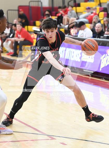 Thumbnail 1 in Harvard-Westlake vs. Ironwood (Hoophall West) photogallery.