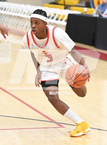 Thumbnail 3 in Harvard-Westlake vs. Ironwood (Hoophall West) photogallery.