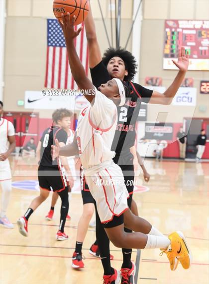 Thumbnail 3 in Harvard-Westlake vs. Ironwood (Hoophall West) photogallery.