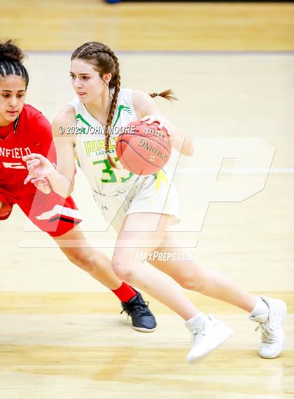 Thumbnail 3 in Idalou vs. Brownfield (UIL 3A Area Playoff) photogallery.