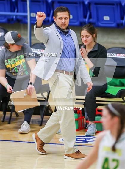 Thumbnail 2 in Idalou vs. Brownfield (UIL 3A Area Playoff) photogallery.