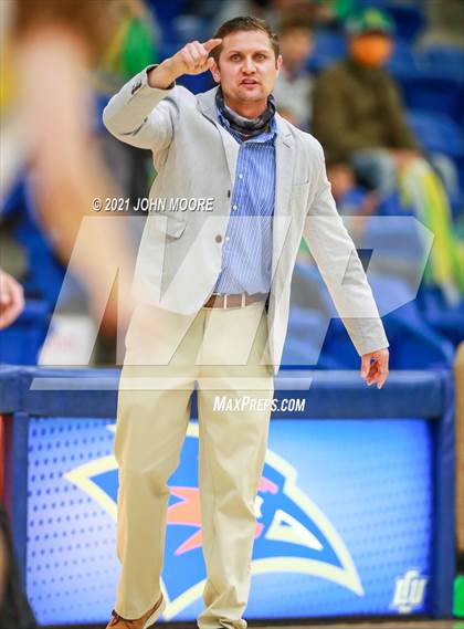Thumbnail 3 in Idalou vs. Brownfield (UIL 3A Area Playoff) photogallery.