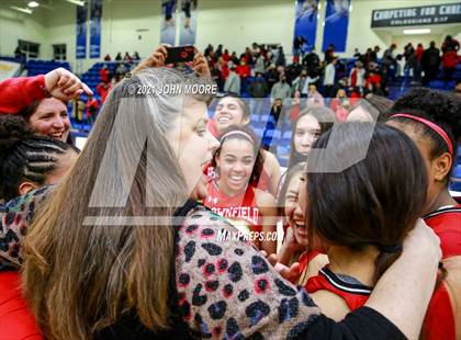 Thumbnail 3 in Idalou vs. Brownfield (UIL 3A Area Playoff) photogallery.