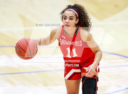 Thumbnail 1 in Idalou vs. Brownfield (UIL 3A Area Playoff) photogallery.