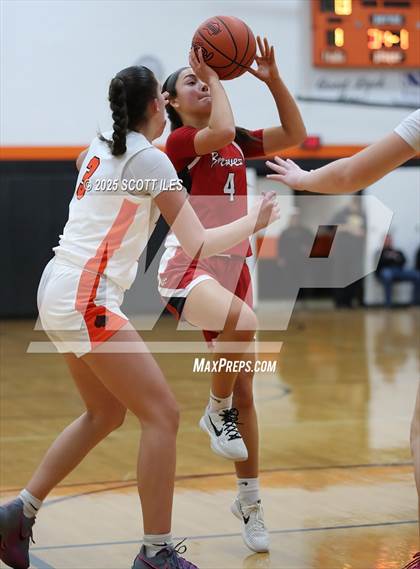 Thumbnail 1 in Logan Elm @ Amanda-Clearcreek photogallery.