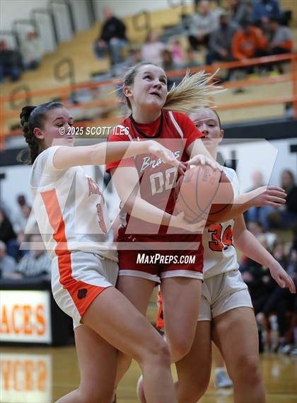 Thumbnail 2 in Logan Elm @ Amanda-Clearcreek photogallery.