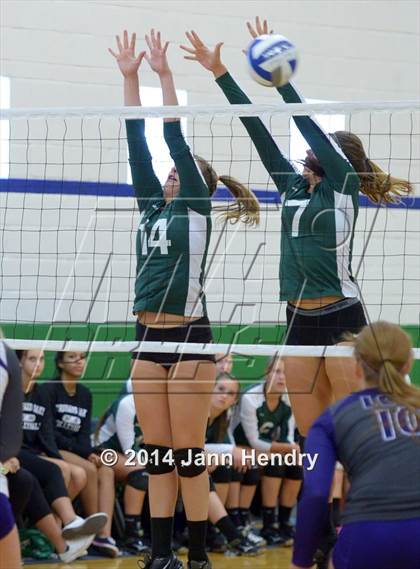 Thumbnail 2 in Lehi vs. Thousand Oaks (Durango Fall Classic) photogallery.
