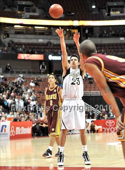 Thumbnail 2 in Ocean View vs. Foothill (CIF SS D3AA Final) photogallery.