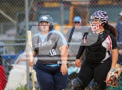 Thumbnail 2 in Jacksonville vs East Duplin photogallery.