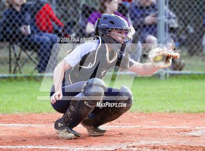 Thumbnail 3 in Jacksonville vs East Duplin photogallery.