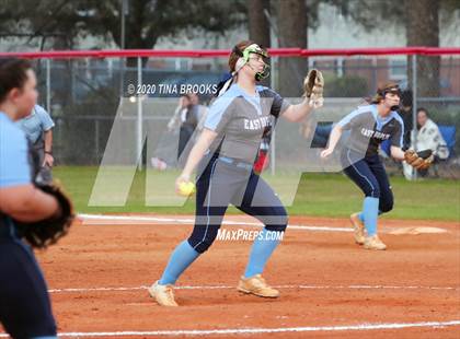 Thumbnail 2 in Jacksonville vs East Duplin photogallery.