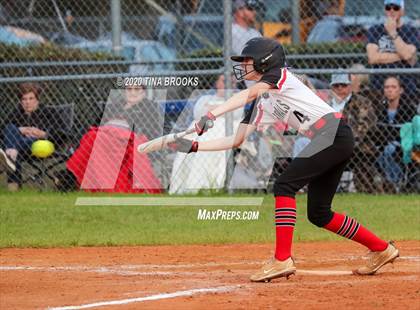 Thumbnail 1 in Jacksonville vs East Duplin photogallery.