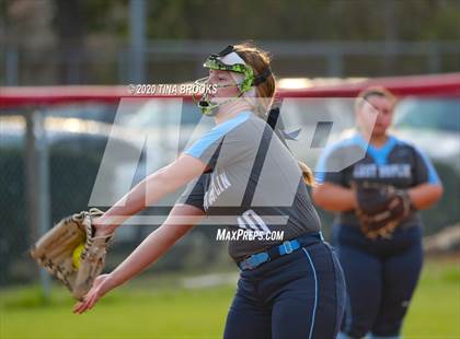 Thumbnail 3 in Jacksonville vs East Duplin photogallery.
