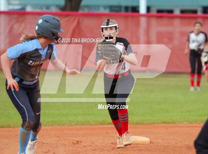 Thumbnail 2 in Jacksonville vs East Duplin photogallery.