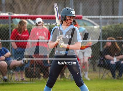 Thumbnail 1 in Jacksonville vs East Duplin photogallery.