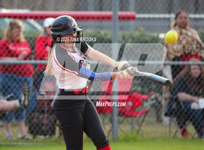 Thumbnail 1 in Jacksonville vs East Duplin photogallery.