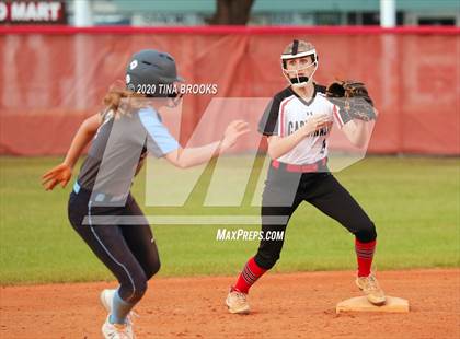 Thumbnail 1 in Jacksonville vs East Duplin photogallery.