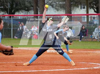 Thumbnail 3 in Jacksonville vs East Duplin photogallery.