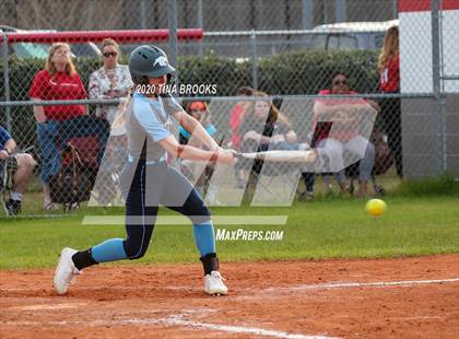 Thumbnail 1 in Jacksonville vs East Duplin photogallery.