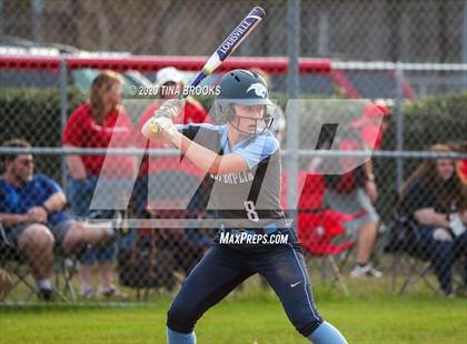 Thumbnail 2 in Jacksonville vs East Duplin photogallery.