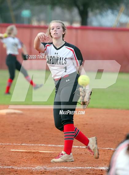 Thumbnail 1 in Jacksonville vs East Duplin photogallery.