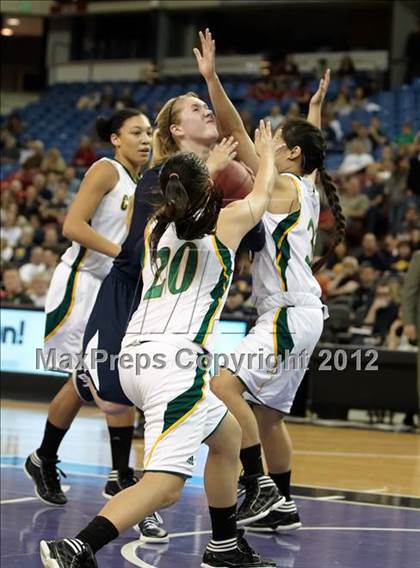 Thumbnail 2 in Kennedy vs. Oak Ridge (CIF SJS D1 Final) photogallery.