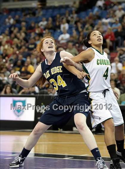 Thumbnail 3 in Kennedy vs. Oak Ridge (CIF SJS D1 Final) photogallery.