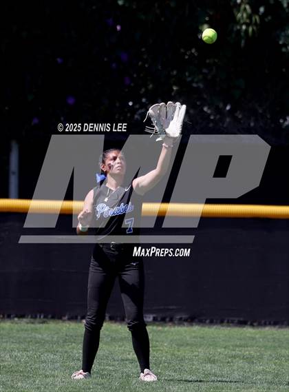 Thumbnail 1 in Alhambra vs. San Leandro (CIF NCS D3 Final) photogallery.