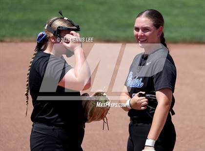 Thumbnail 2 in Alhambra vs. San Leandro (CIF NCS D3 Final) photogallery.