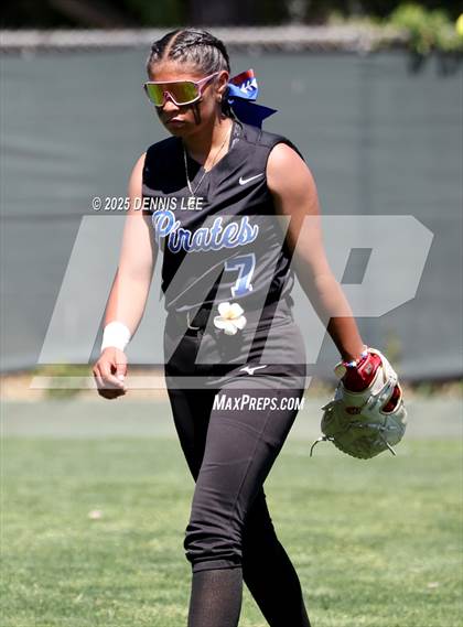Thumbnail 3 in Alhambra vs. San Leandro (CIF NCS D3 Final) photogallery.