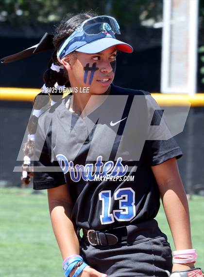 Thumbnail 1 in Alhambra vs. San Leandro (CIF NCS D3 Final) photogallery.