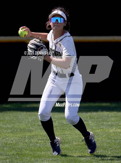 Thumbnail 3 in Alhambra vs. San Leandro (CIF NCS D3 Final) photogallery.