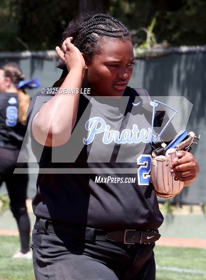 Thumbnail 3 in Alhambra vs. San Leandro (CIF NCS D3 Final) photogallery.