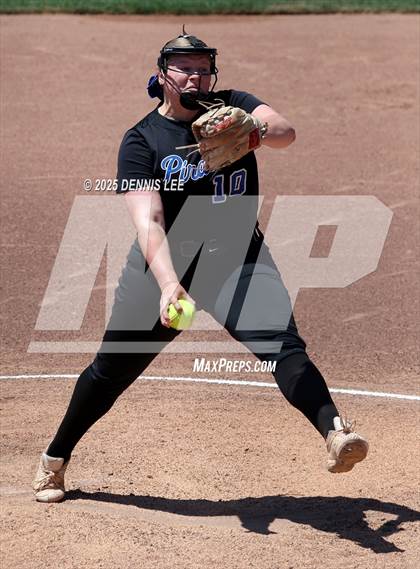 Thumbnail 1 in Alhambra vs. San Leandro (CIF NCS D3 Final) photogallery.