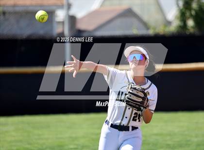 Thumbnail 3 in Alhambra vs. San Leandro (CIF NCS D3 Final) photogallery.